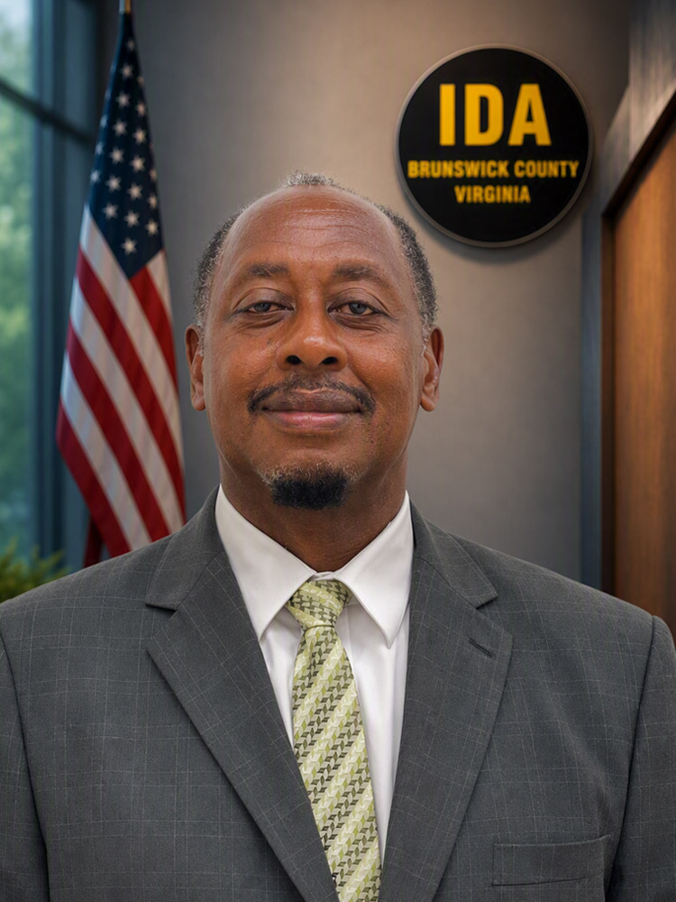 headshot of Floyd Moore, Jr.