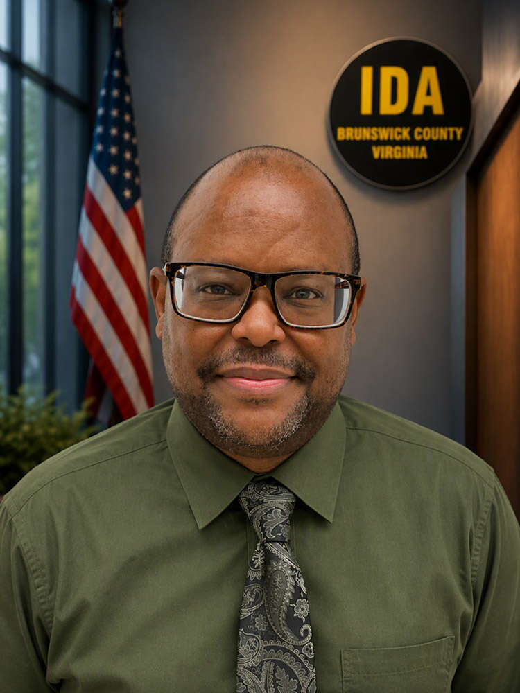 headshot of Dr. Morris Taylor